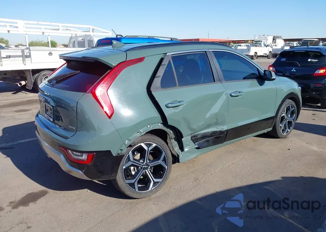 KNDCR3LF9P5056696: 42548834