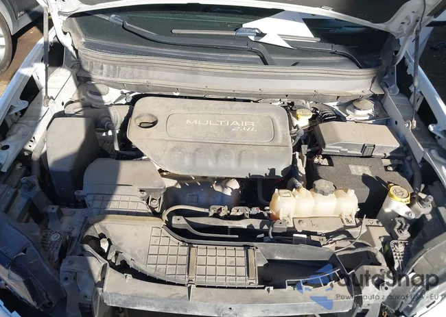 1C4PJMCB8KD174653: 42548874