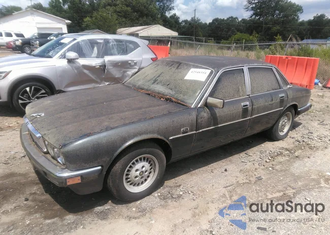 SAJHV1648JC540850: 42548351