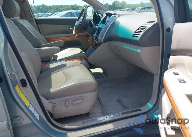 2T2HK31U38C050646: 42548535