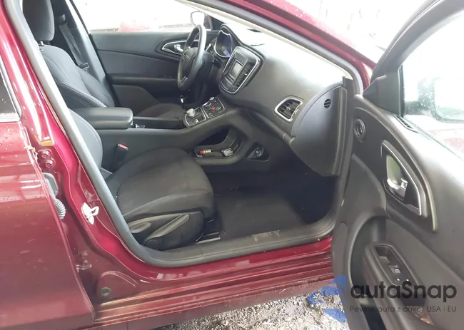 1C3CCCAB8GN104677: 42549710