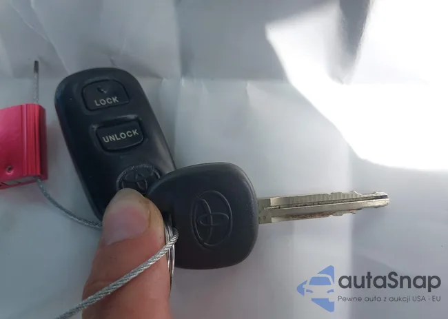 JTDBR32EX70101677: 42549798