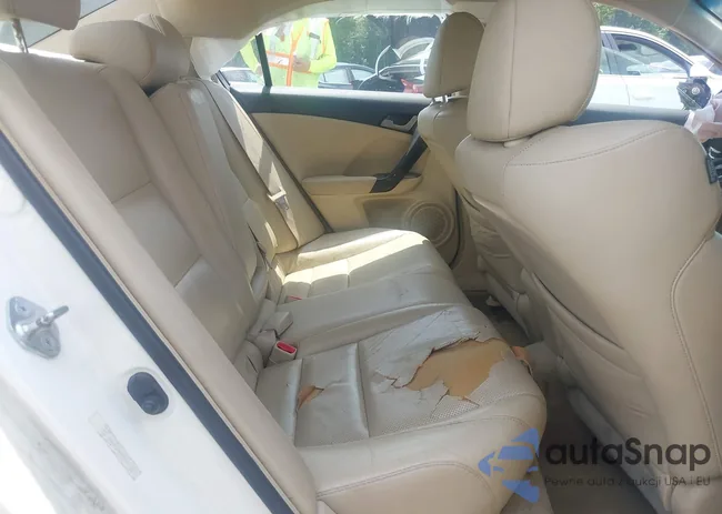 JH4CU26629C032953: 42549823