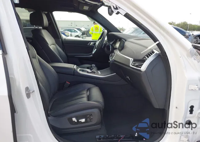 5UXCR4C09N9N36386: 42549861