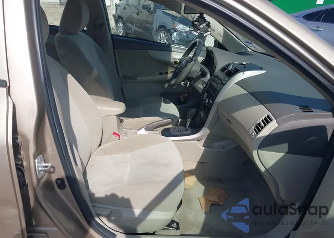 1NXBU40E69Z032971: 42549943