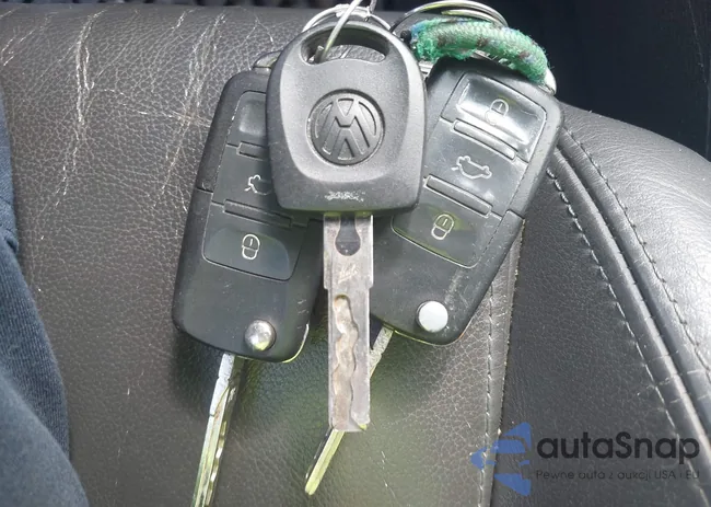 WVWEV71K99W014585: 42550037