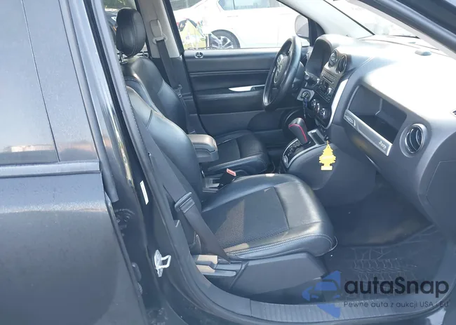 1C4NJCEA2GD666544: 42549168