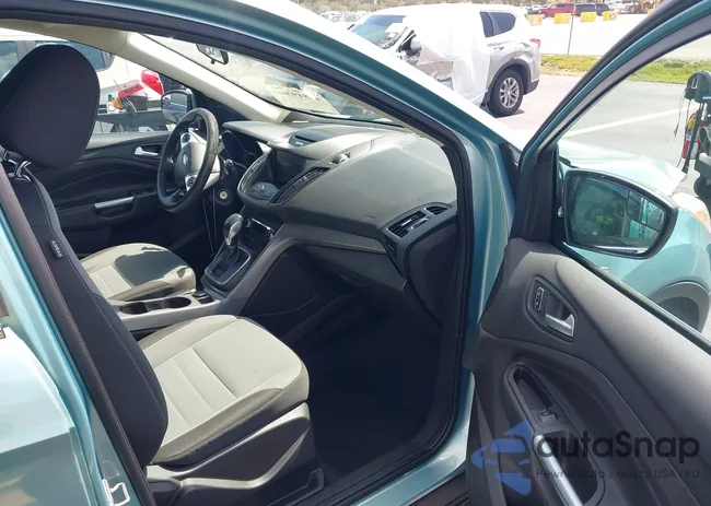 1FMCU9GX0DUC75662: 42549360