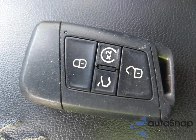 3VV3B7AX1JM095857: 42549427