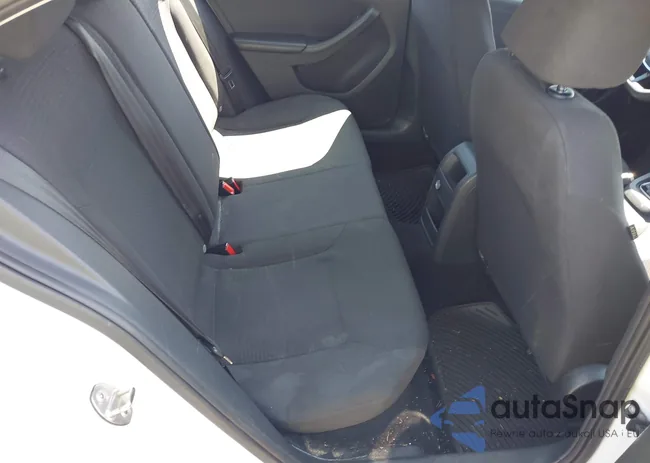 3VWLA7AJ2FM263491: 42549460