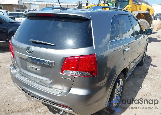 5XYKW4A2XDG331134: 42551058