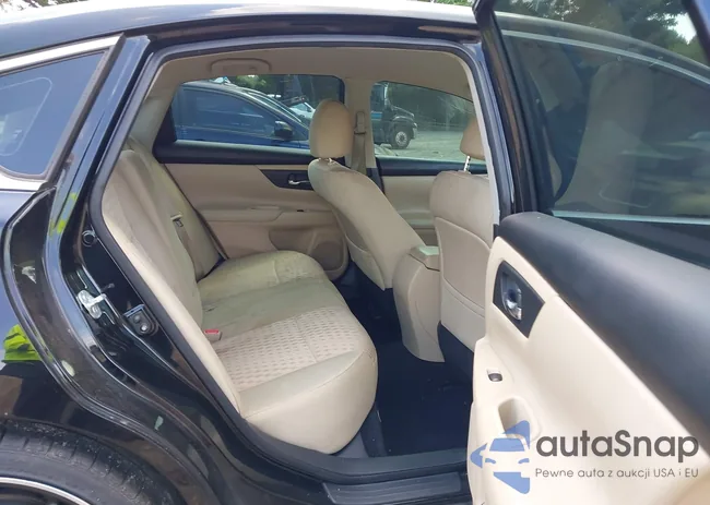 1N4AL3AP7GC256188: 42550473