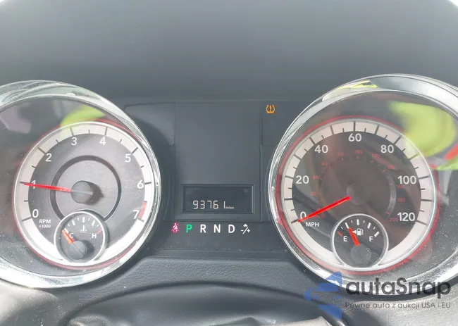 2C4RDGCG5ER162135: 42551599