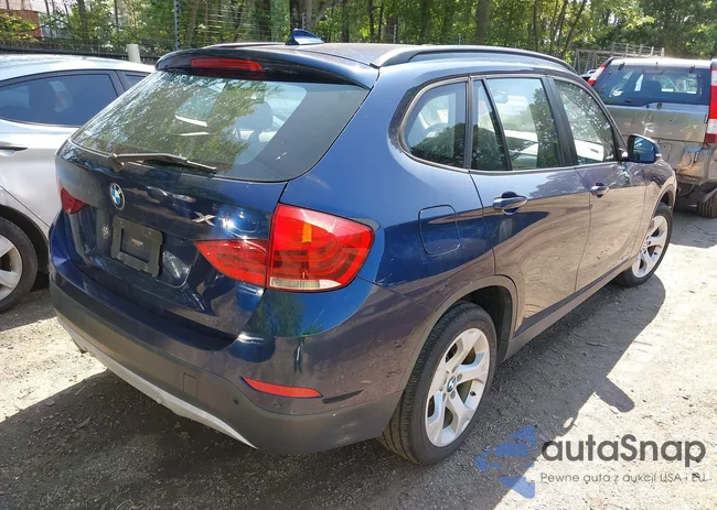 WBAVM1C54FVZ94104: 42551601