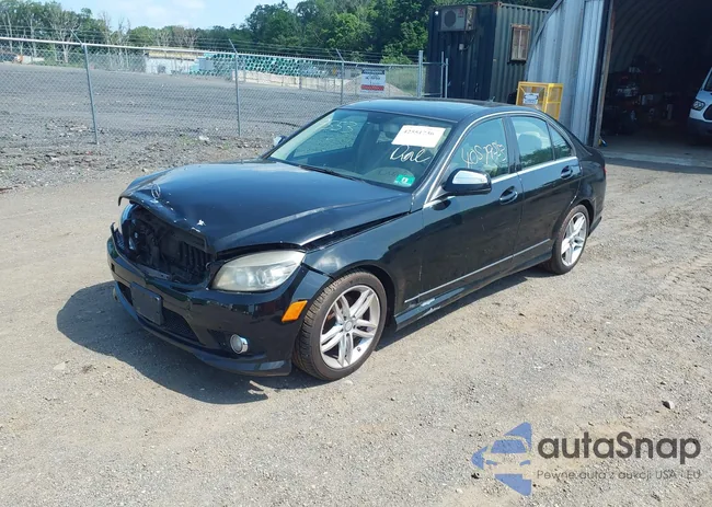 WDDGF81XX9R064181: 42551736