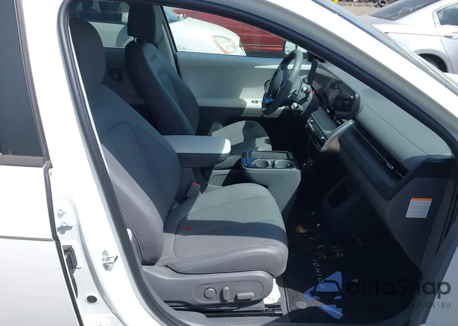 7YAKNDDC3SY010928: 42551831