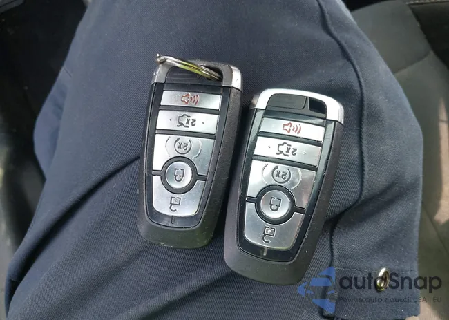 1FA6P8CF5K5199773: 42551248