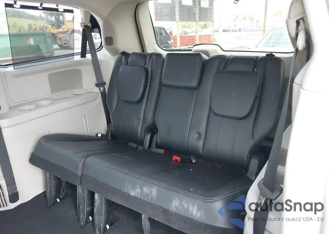 2C4RC1CG3ER188751: 42551276