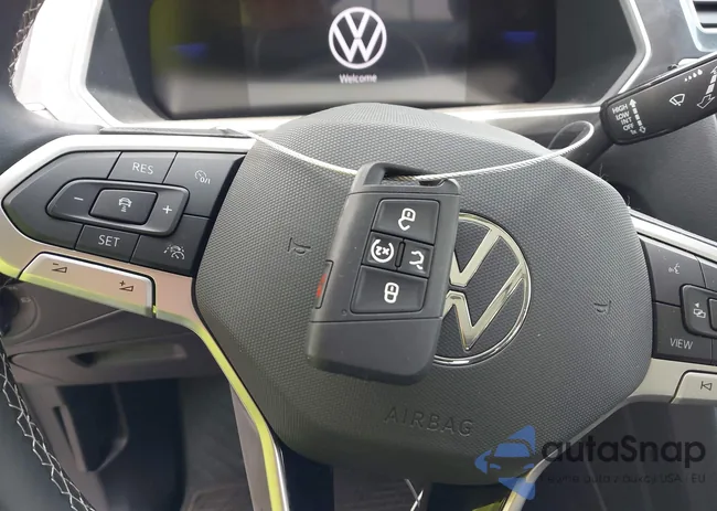 3VVMB7AX3RM138711: 42551342