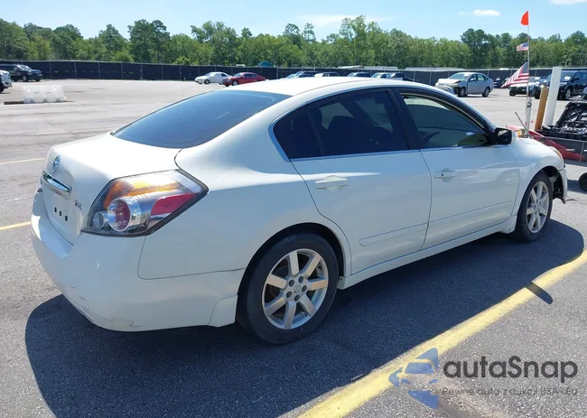 1N4AL2AP4CN577100: 42551463