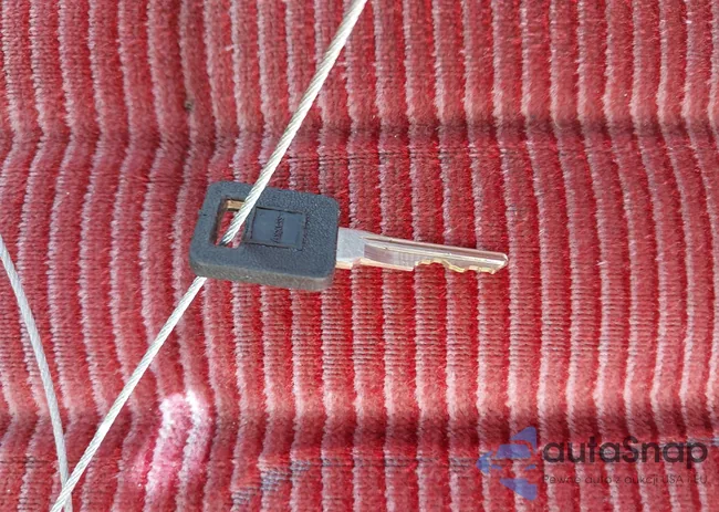 2GCEC19KXJ1218315: 42551485