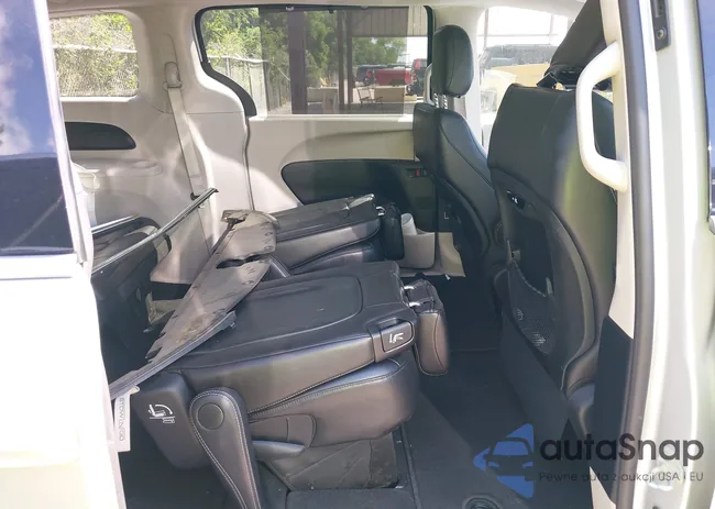 2C4RC1BG1RR129222: 42552555