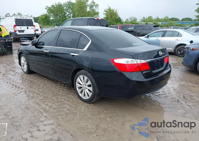 1HGCR2F77FA038140: 42552590