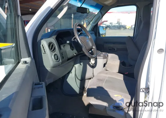 1FBNE3BL5DDA49956: 42552655