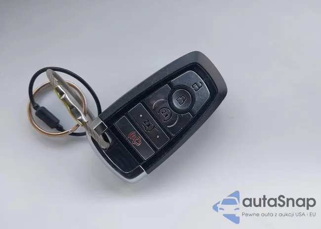 1FMJU1K8XPEA59096: 42552665