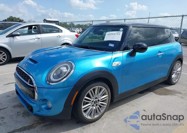 WMWXP7C50K2A51886: 42552733