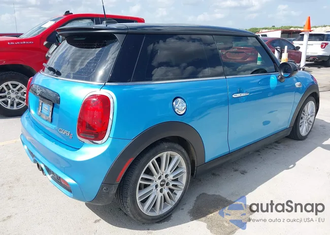 WMWXP7C50K2A51886: 42552733