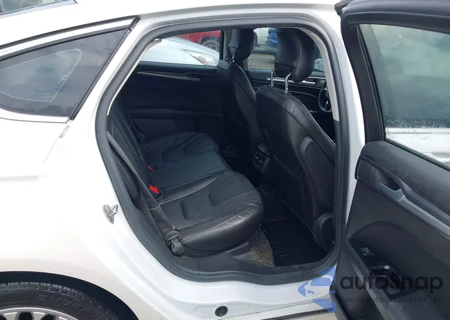 3FA6P0D95ER313699: 42552833