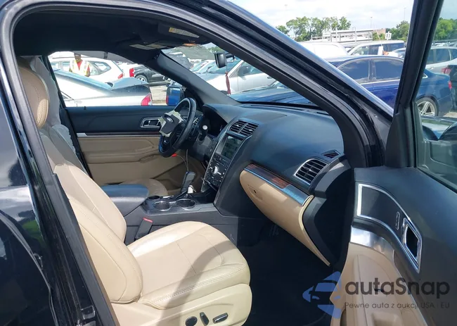 1FM5K7F8XHGD22181: 42552970