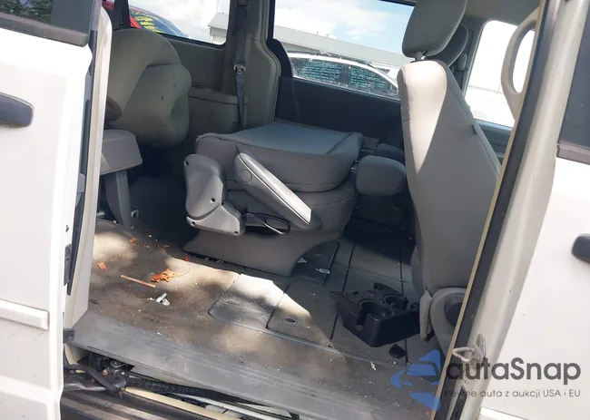 2A8HR44H88R618273: 42552989