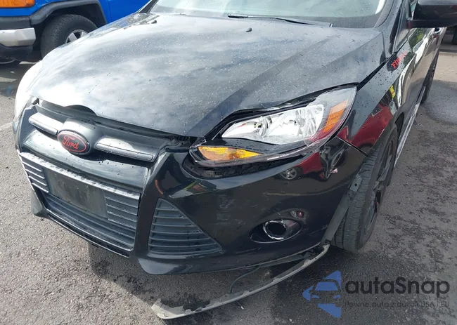 1FADP3F26DL142399: 42552998