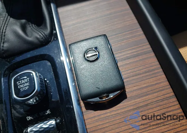 YV4A22RL7M1830866: 42553118