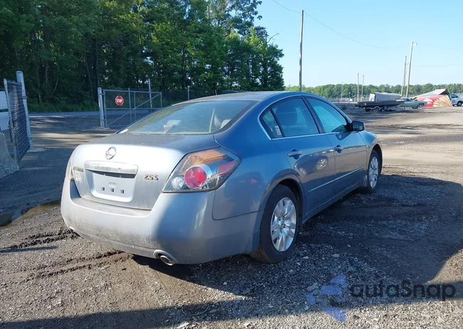 1N4AL2AP3CC131466: 42552184