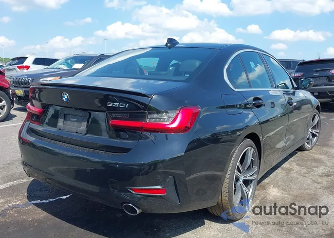 3MW5R7J02L8B13099: 42552391