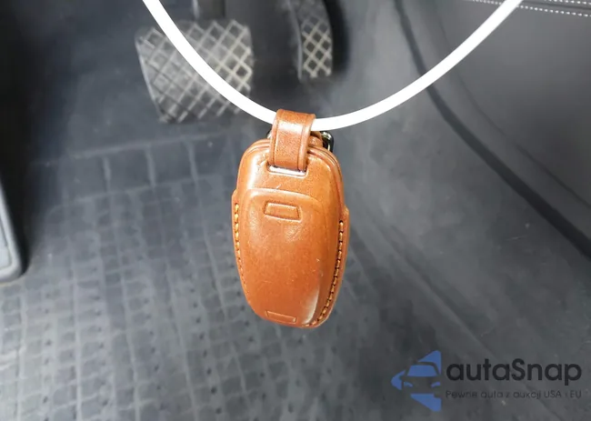 WA1VAAGE1KB025145: 42553772