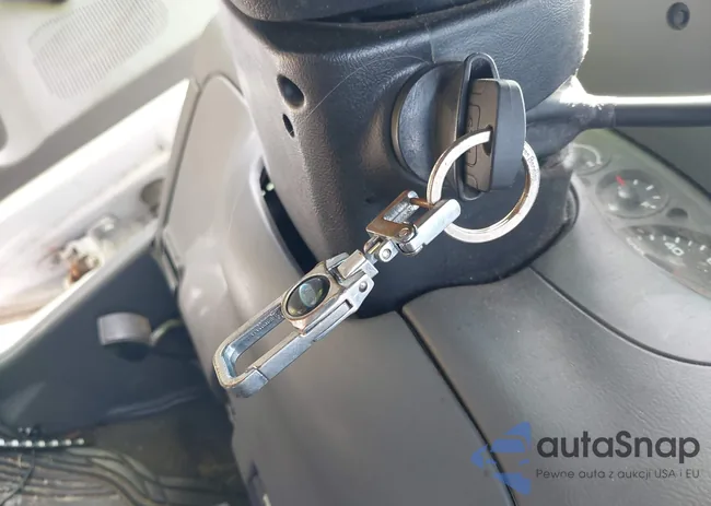 1FTYR10D04PB55081: 42553795