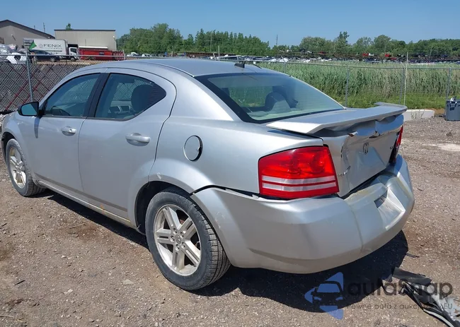 1B3LC56K28N231671: 42553855