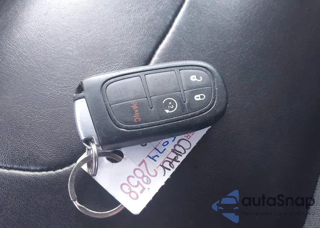 1C4PJLLB7LD643114: 42553873