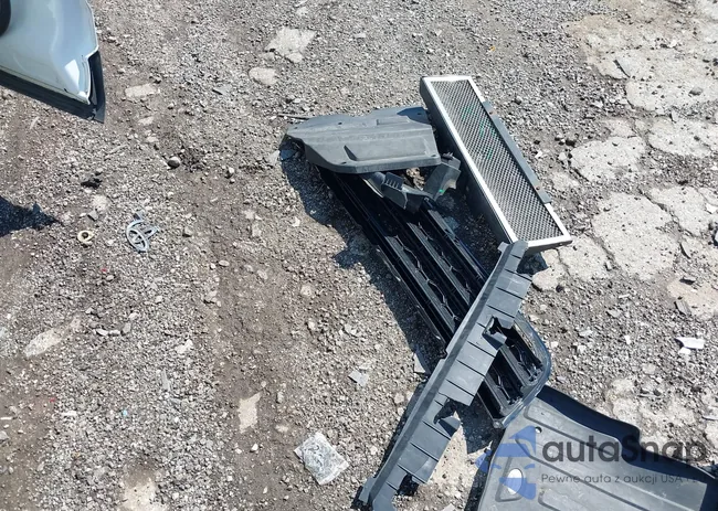 SALCR2BG4HH711358: 42553327