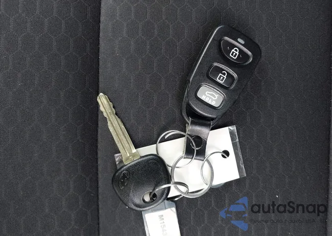 KMHD84LF1LU105107: 42554834