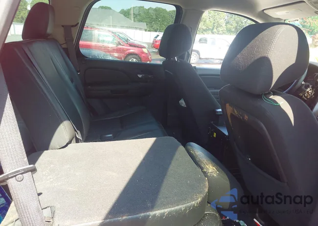 1GNSK2E02DR167962: 42554839