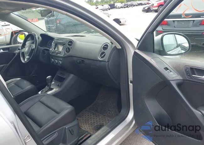 WVGBV3AX3EW546525: 42555105