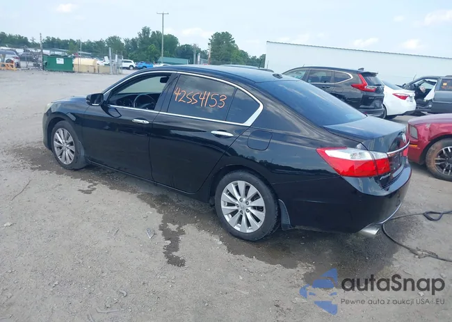 1HGCR3F81FA028153: 42554153