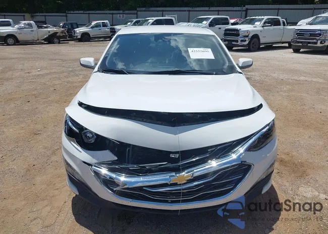 1G1ZD5ST8RF133401: 42555695