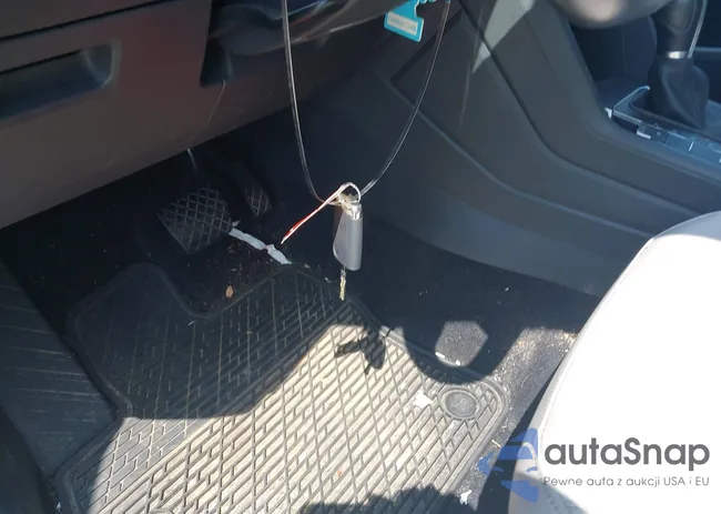 3VV3B7AX9KM194511: 42555741