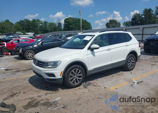 3VV3B7AX9KM194511: 42555741